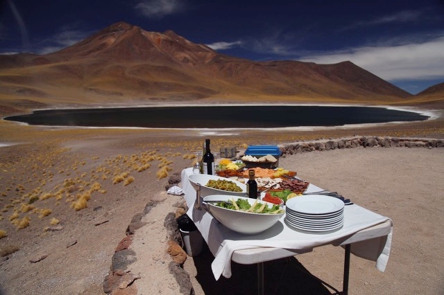  mesa do almoço no deserto do Atacama