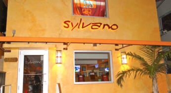 Um restaurante italiano e sports bar em Miami: Sylvano