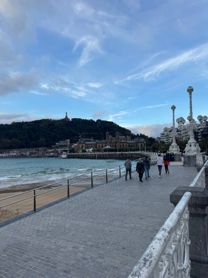 Praia de La Concha, em San Sebastian