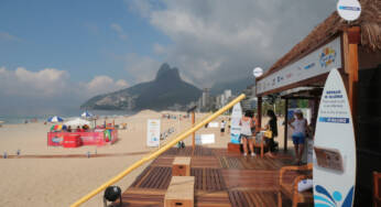 O Globo monta estrutura na praia para celebrar o verão