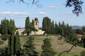 Um castelo na Toscana