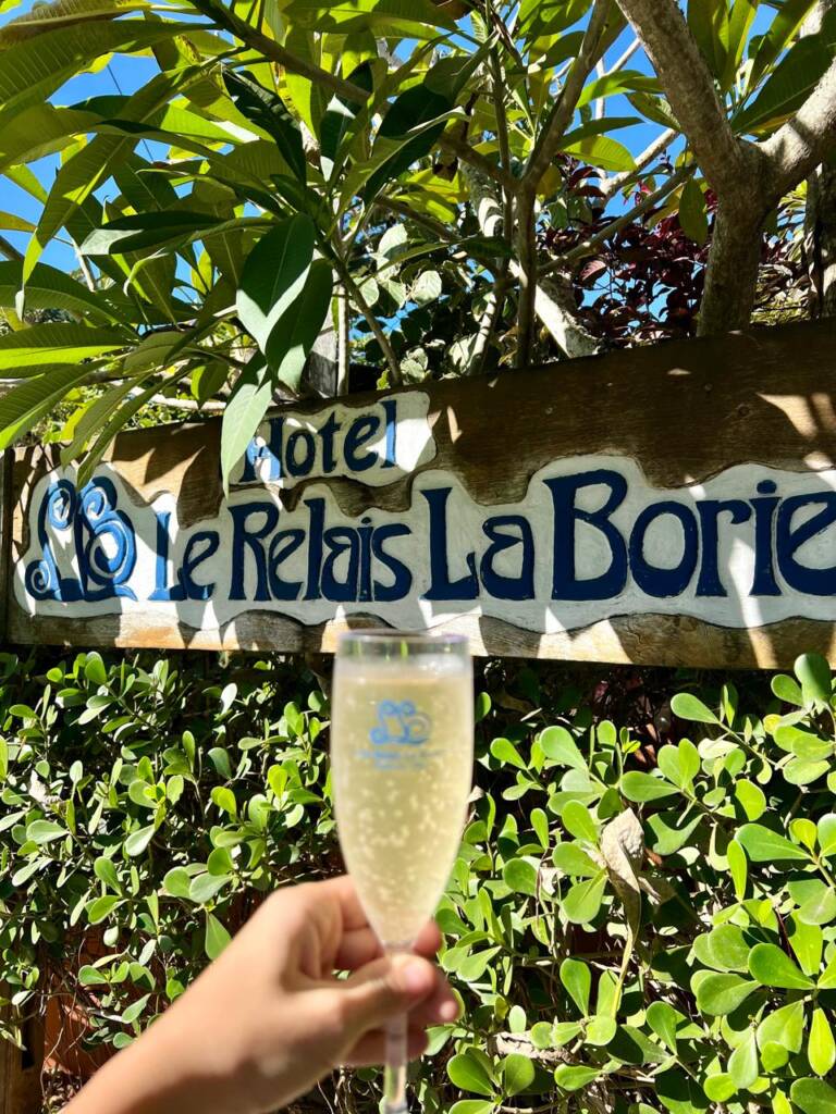 hotel pe na areia em buzios