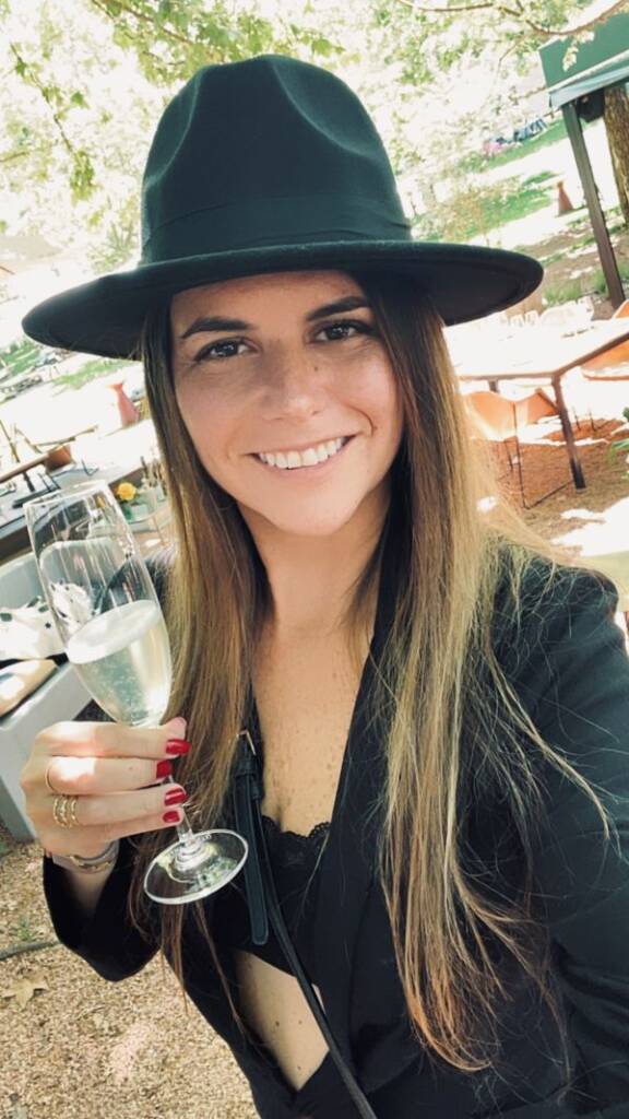 Valéria Baldner na vinícola Miolo