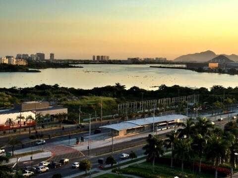 Hilton Barra comemora 1 ano no Rio de Janeiro
