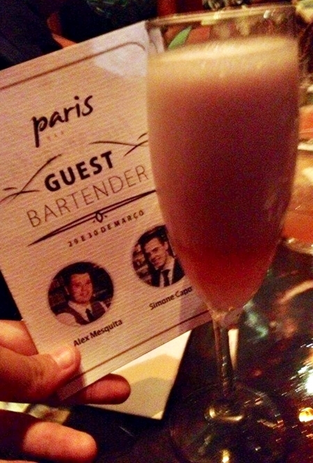 O melhor barman do mundo e o melhor barman do Rio no Paris Bar