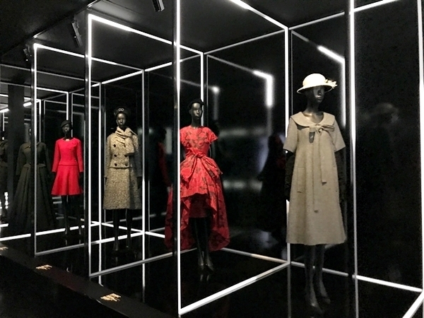 exposição da Dior em Paris