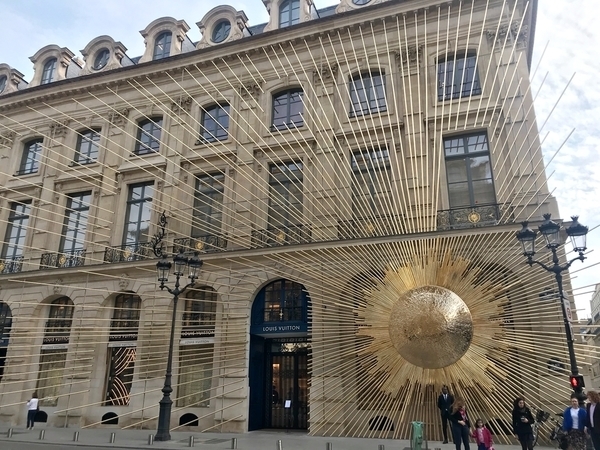 Loja Louis Vuitton Paris  Natural Resource Department