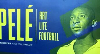 Exposição sobre a carreira do Pelé no Museu do Futebol, em Manchester