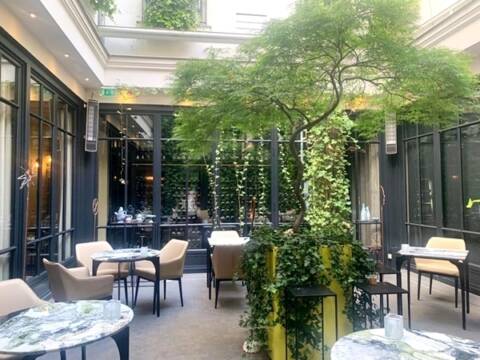 As novas suítes do Le Burgundy, hotel boutique de luxo em Paris