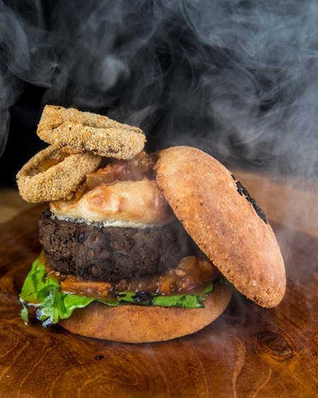 receitas veganas pela chef Tati Lund - burger