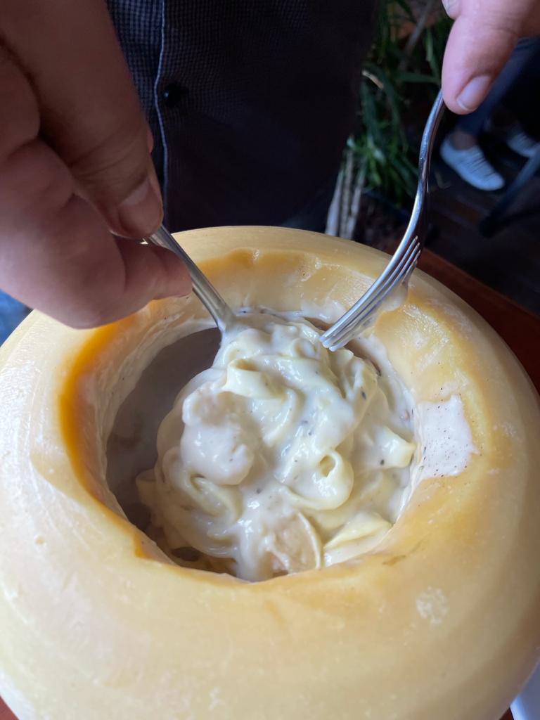 fettucine formaggio- cantina da praça