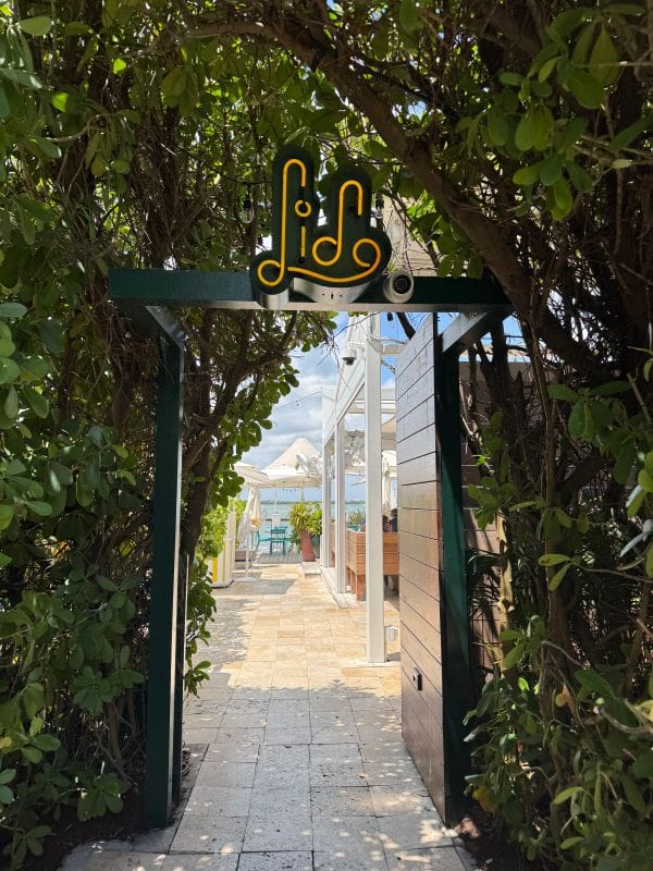 restaurante com vista em miami
