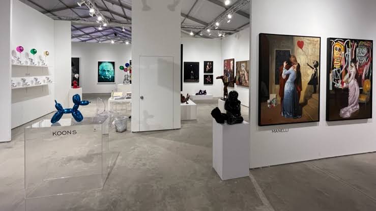 Exposição do Jeff Koons no Rubell Museum: museu de arte contemporânea em Miami