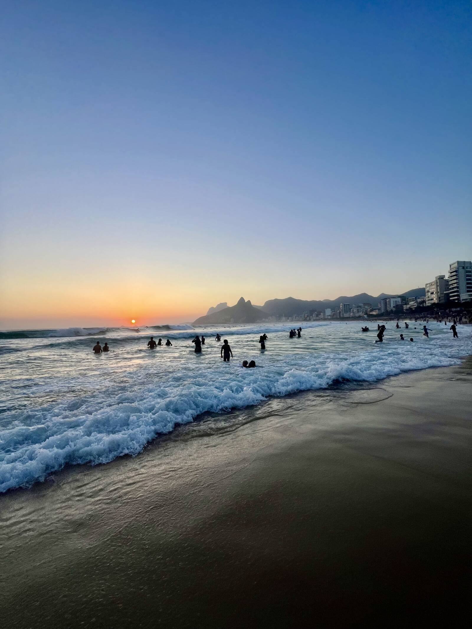Personalidades revelam o que fazer no feriado no Rio: restaurantes, bares e passeios