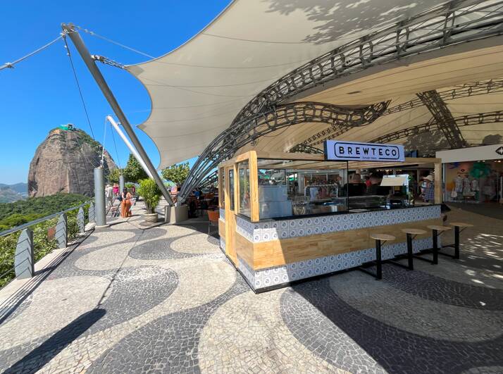 Brewteco no Morro da Urca: premiado bar de cervejas com vista no Rio