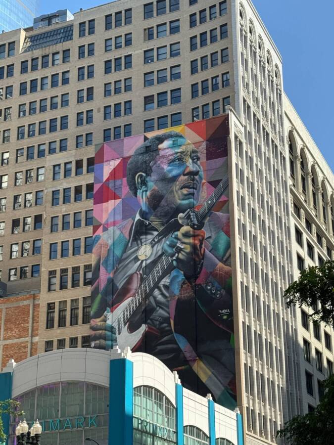 prédio com pintura em chicago