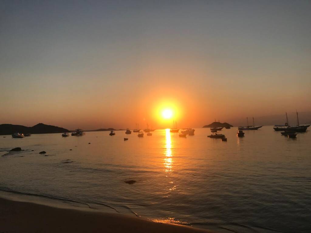 Pôr do sol na Orla Bardot, em Búzios