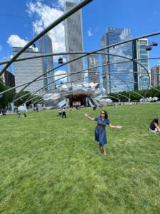 Renata Araújo no Jay Pritzker Pavilion