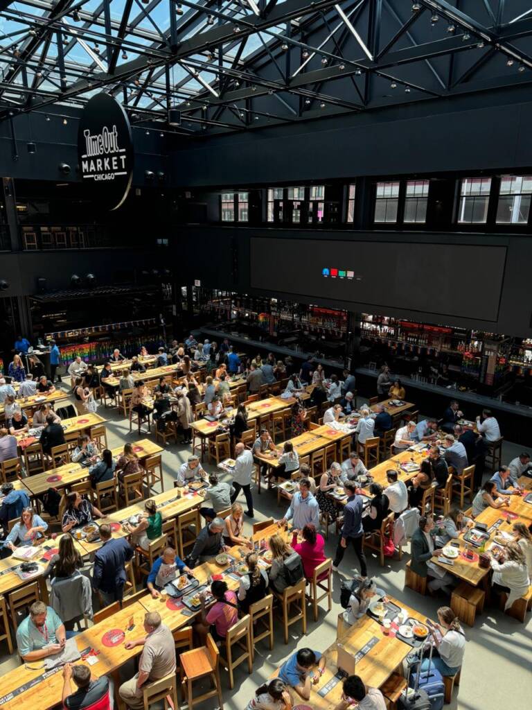 Praça de alimentação do Time Out