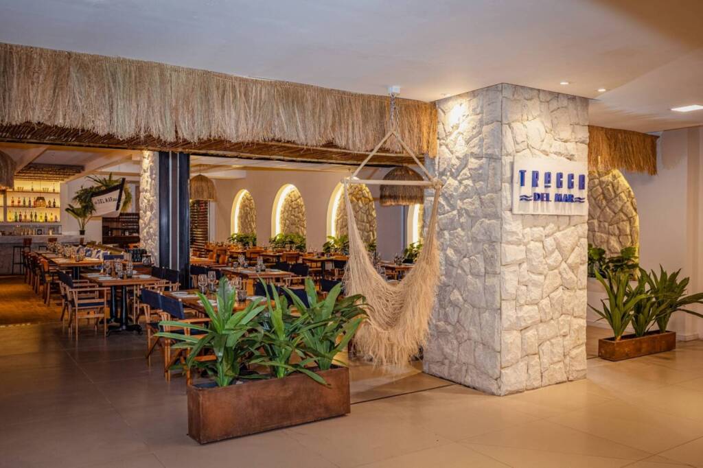 Entrada do restaurante mediterrâneo na Barra
