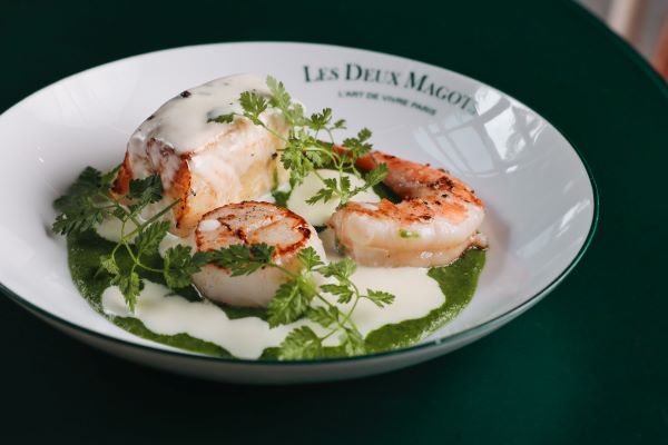 Les Deux Magots, restaurante ao ar livre em SP
