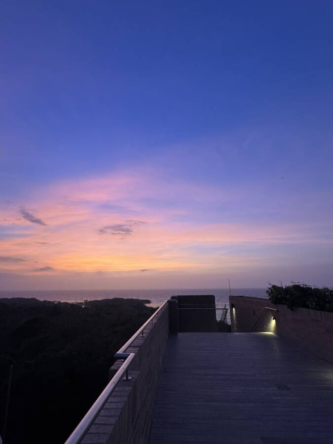 bar no rooftop do hotel em cartagena