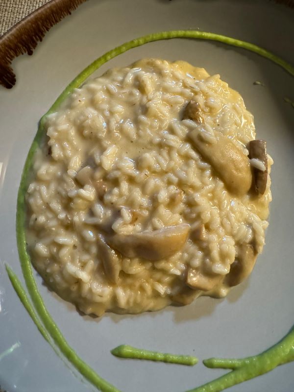 Restaurante do melhor hotel vinícola da Suíça