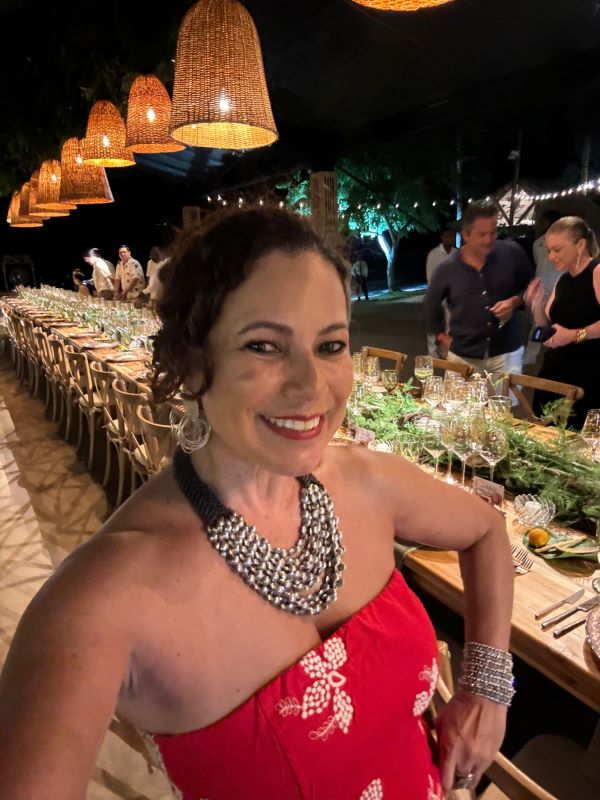 Renata participa da comemoração do Sofitel, melhor hotel da Isla Barú