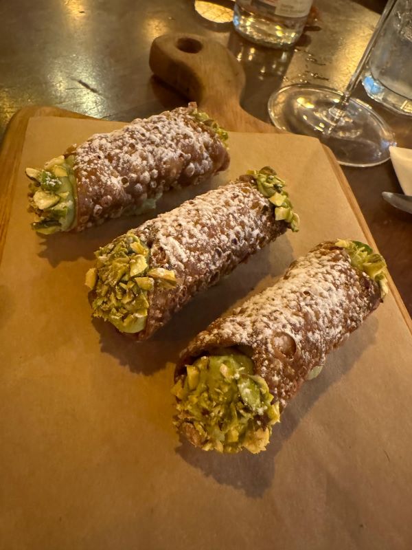 Canolli de Pistacchio