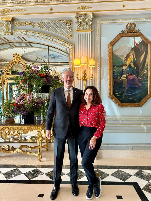 Renata e Pedro Nora, General manager do FS Bergues Geneve