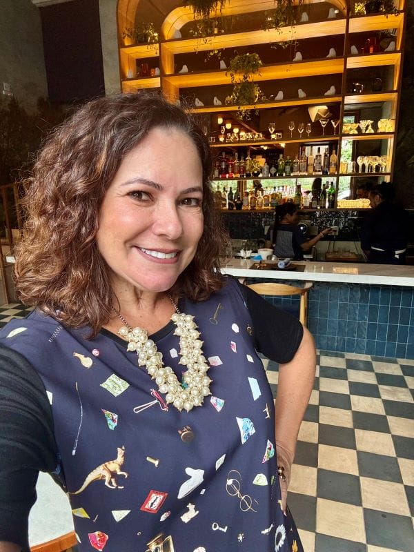 Renata Araújo no Evvia