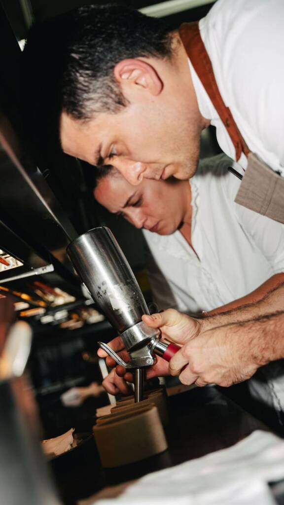 pia leon e chef nello cassese 