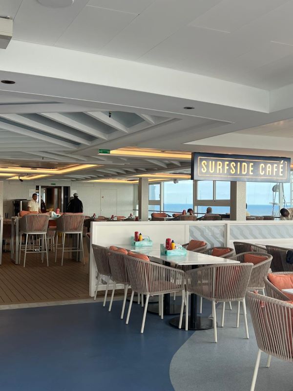 Surfside Café do cruzeiro Norwegian Viva