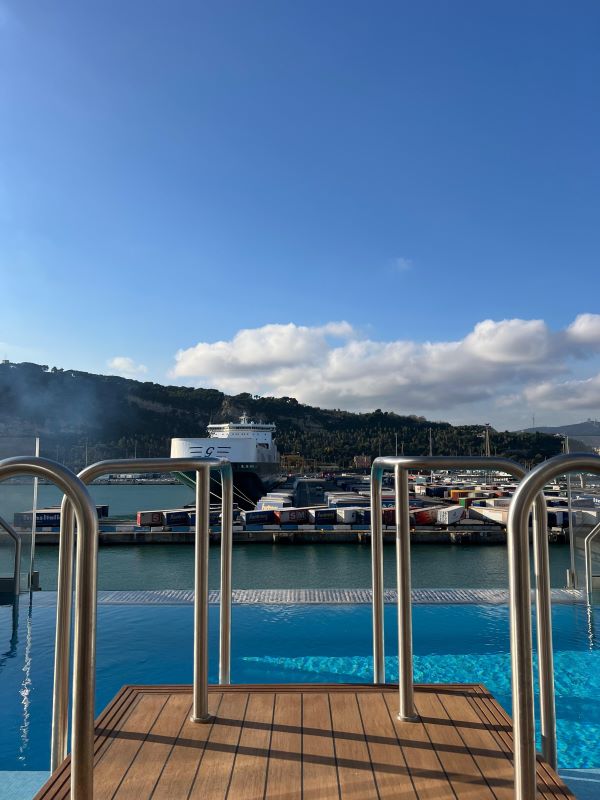 Piscina do Norwegian Viva