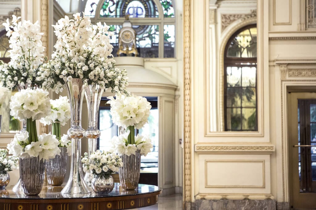 Lobby do hotel The Plaza em NY
