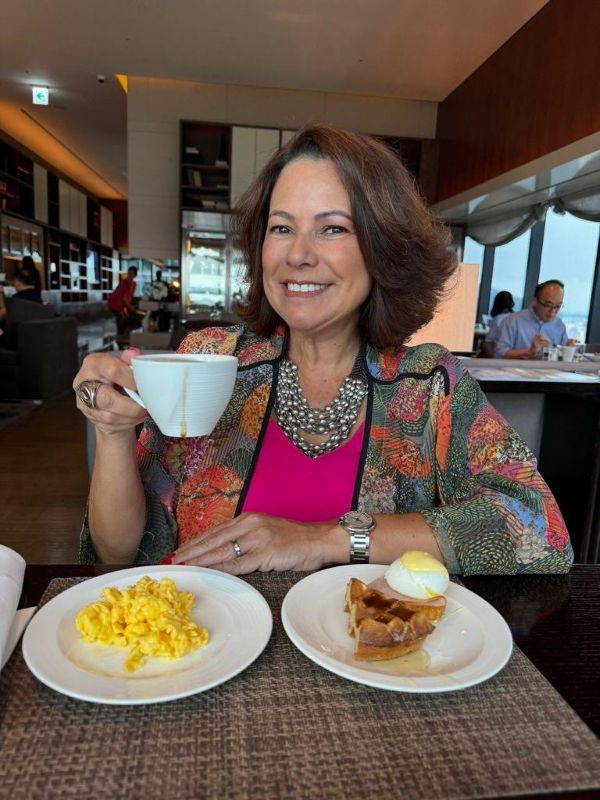Renata Araújo tomou café no Zest do Hotel Conrad Seul