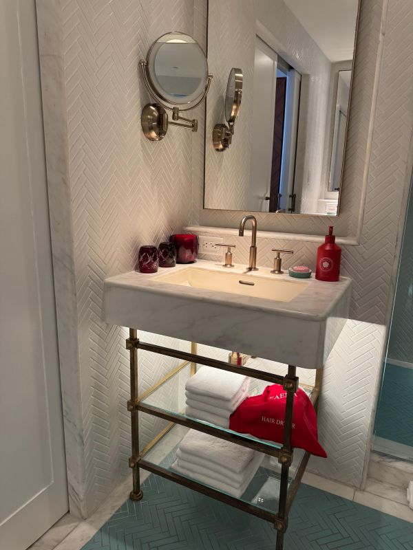Banheiro da Junior Suite Faena Miami
