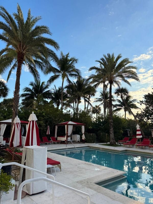 Piscina do hotel Faena em Miami