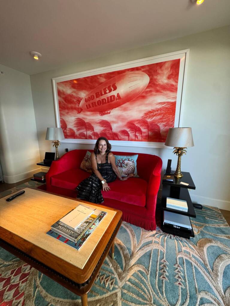 Renata Araújo na Junior Suite do hotel Faena em Miami