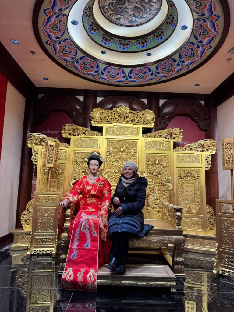 Renata araújo em Xangai, China