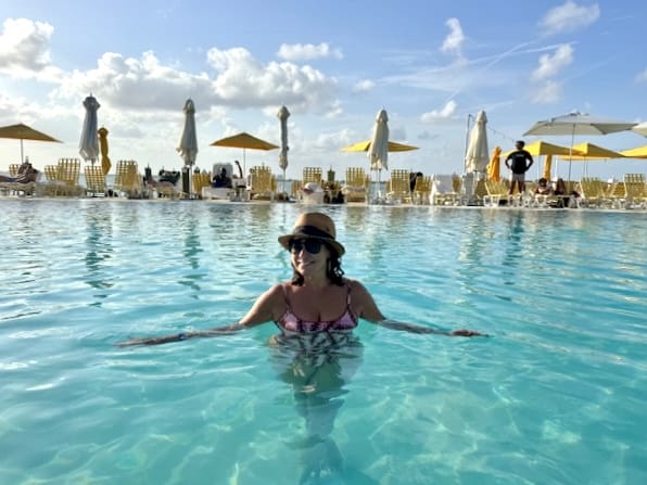 Spa do The Standard Miami: day use com direito à piscina, sauna e restaurante com vista