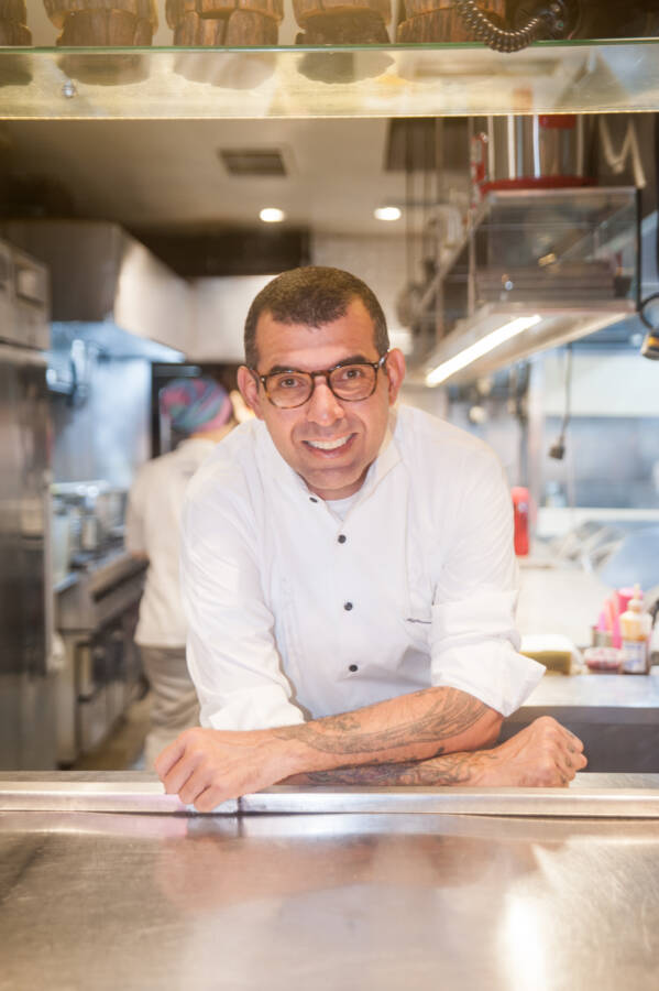 Chefe de cozinha Jefferson Rueda a casa do porco
