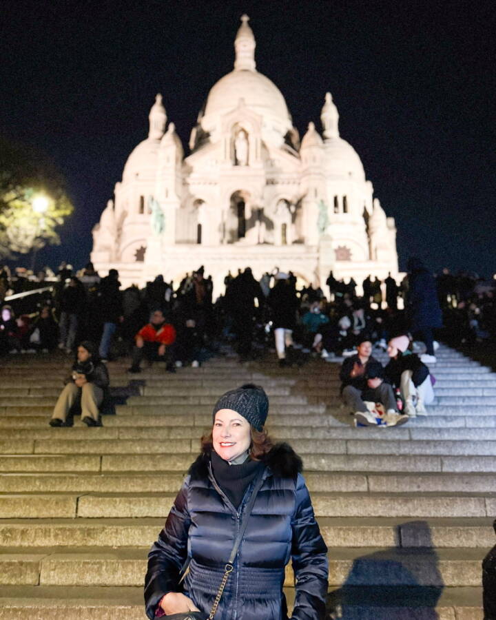 Renata Araújo na Basílica de Sacré-Cœur em Paris