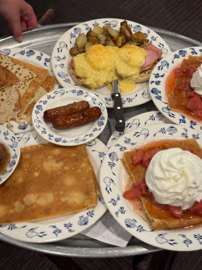Al Johnson’s Swedish Restaurant