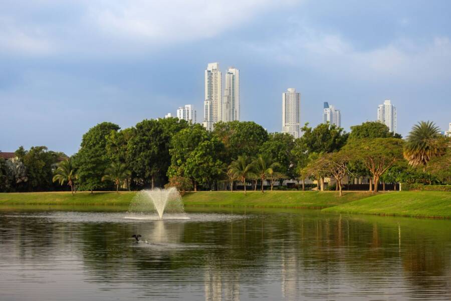 The Santa María, Panamá