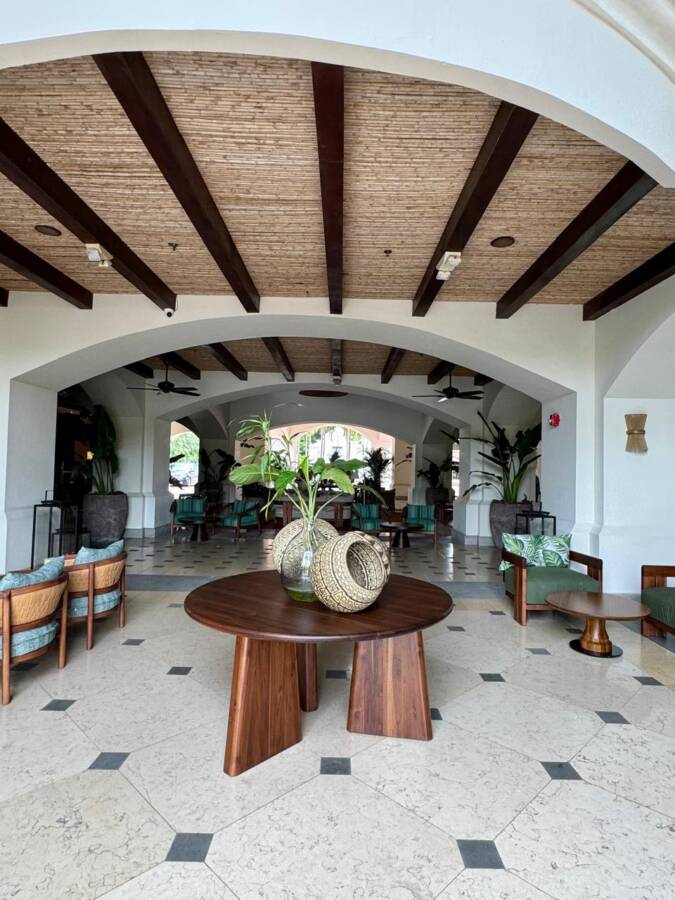 Decoração e lobby no resort buenaventura