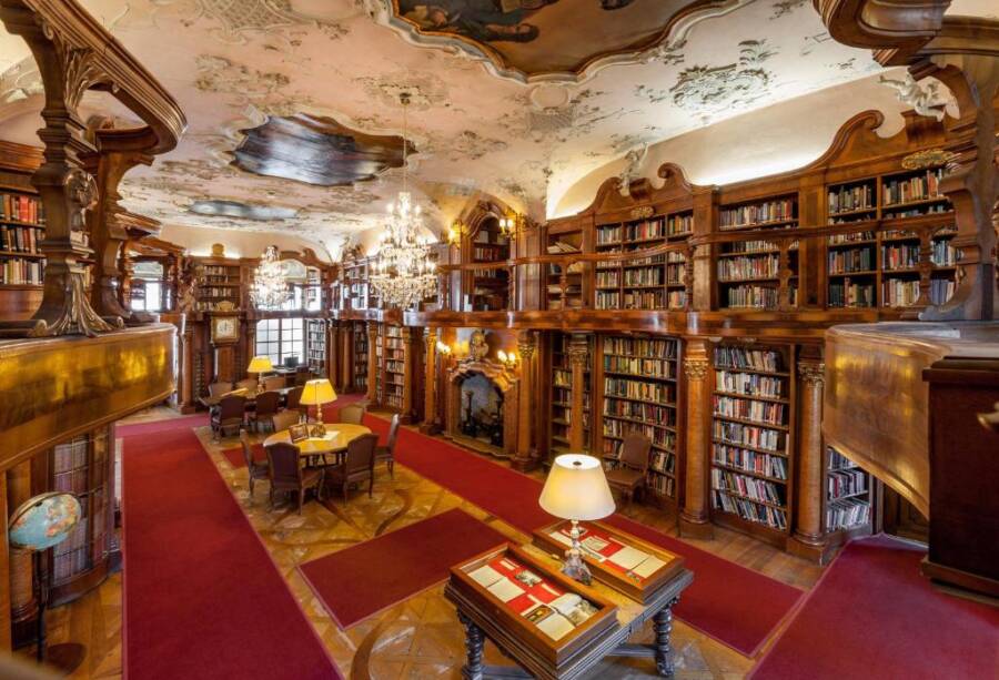Biblioteca do Leopold Hotel