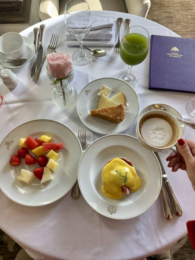 Café da manhã em hotel de luxo em San Sebastian