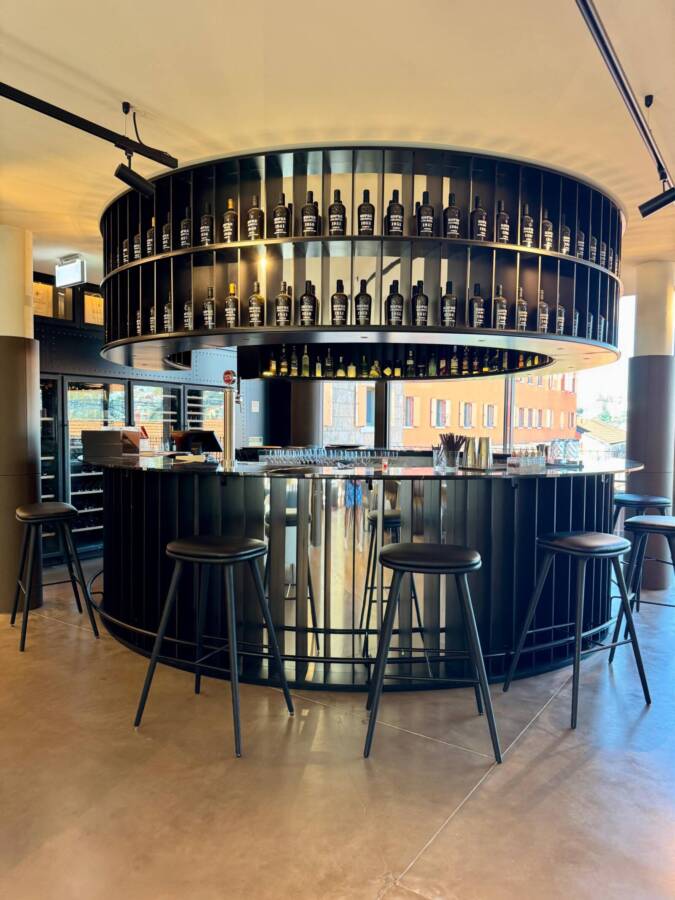 Bar do hotel de luxo em Porto Gaia