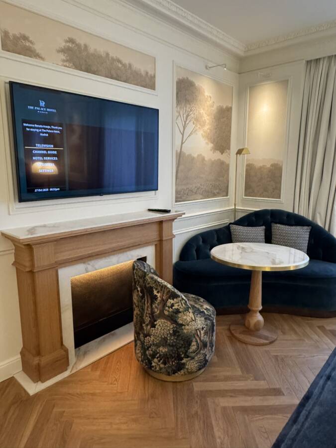 Quarto do hotel de luxo na Espanha